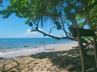 Jungle Hill Beach Bungalow