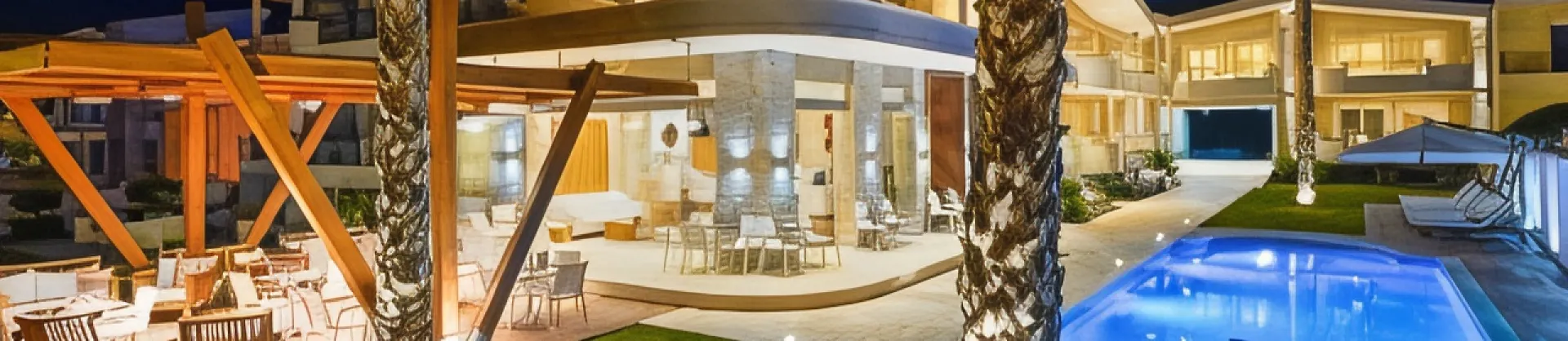 Four-Star Hotels