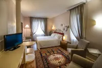 Regina Adelaide Hotel & Spa Hotels in Garda