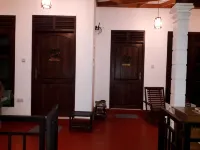Sigiri Hibiscus Villa Hotels in Sigiriya