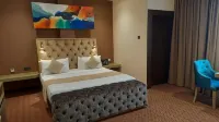 Viluxey City Hotel Hotel dekat Dhamma Meththa Bikkhuni Aramaya