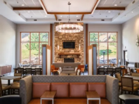 Holiday Inn Express & Suites CUSTER by IHG Hoteles en Custer