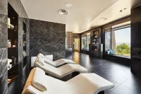 Hotel Riviera & Maximilian's Hotels in Sistiana