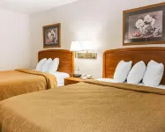 Quality Inn South Hotel a 
