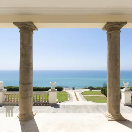 Santa Romana Apartments & Suites
