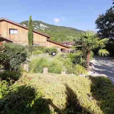 Le Clos du Bois Joli Hotel Exterior