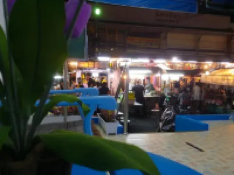 HuaHin Night Market Hostel