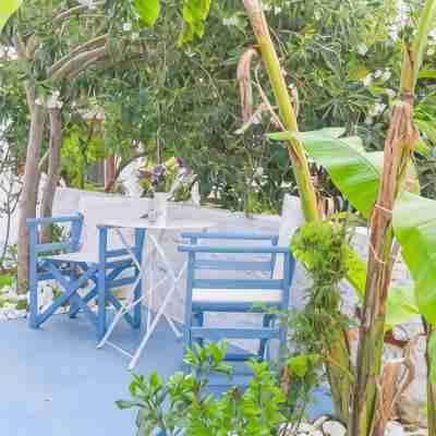 Porto Bello di Paros Studios Hotel Exterior