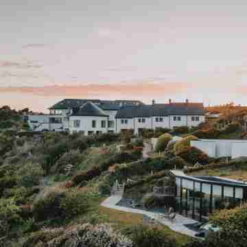 Gara Rock Hotel Exterior