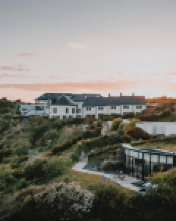 جارا روك فنادق في 