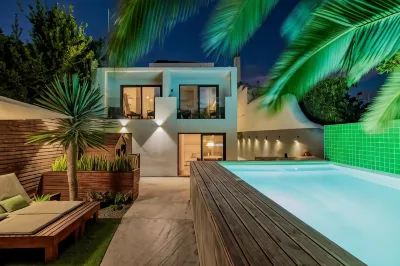 Casa do Contador - Suites & Pool Hotels in Понта-Делгада