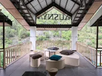 Ausnya Tirthan Hotels in Pekhri