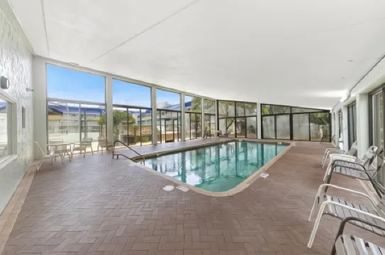 Seaside Beach & Racquet Condos