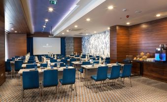 Renaissance Izmir Hotel