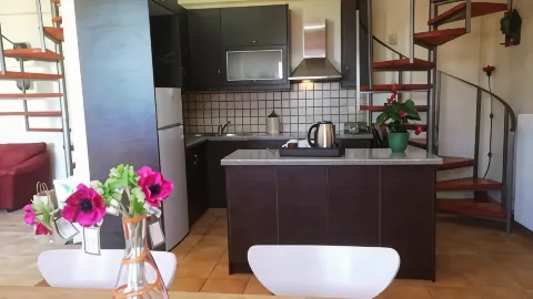 Point Twins Apartments in Chios
