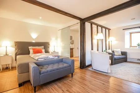 Pension Schwedenkreuz Отели в г. Вельхерат