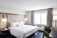 Fairfield Inn & Suites Sheboygan Hotels in Sheboygan Falls