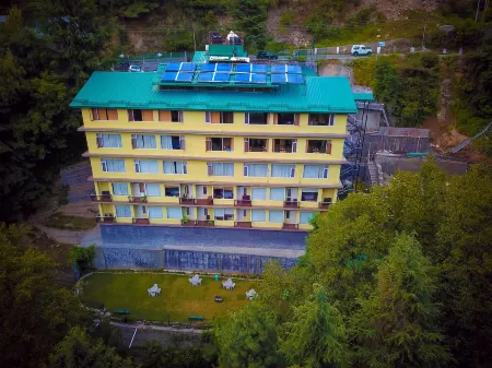 Regenta Place Green Leaf Manali- A Centrally Heated Resort