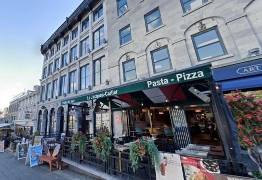 Maison Place Jacques-Cartier Interior