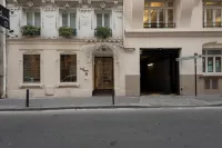 Hôtel Elysées 8 Hôtels à : Paris