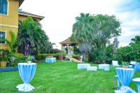 Milbrooks Villa and Retreat