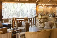 Honeyguide Ranger Camp - bar
