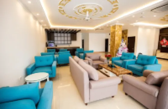 Golden Palm HaLong Hotel