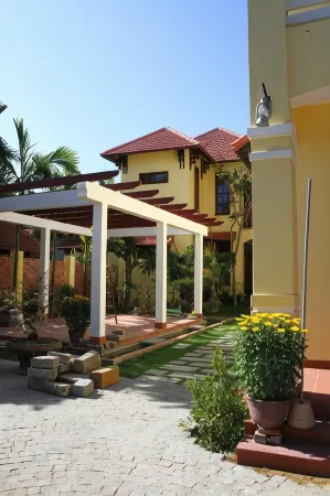 The Earth Villa Отели рядом с достопримечательностью «Cham Islands»