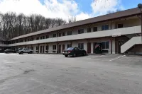 Plymouth Motor Lodge - 2-Star