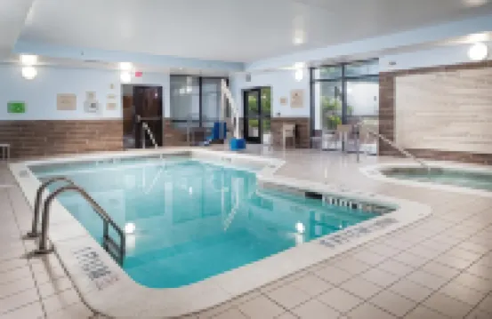 薩凡納機場萬豪SpringHill酒店