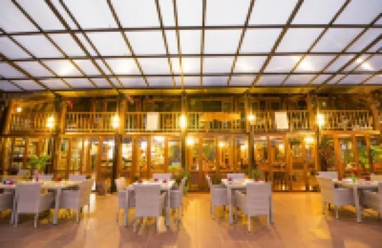 Phong Nha Lake House Resort - Pet friendly