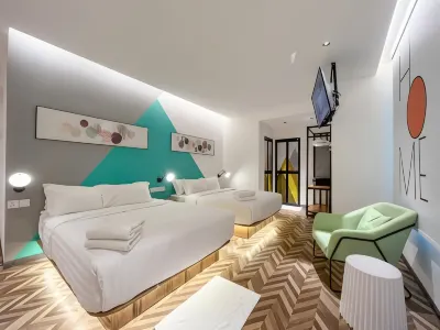 Apple 1 Hotel Queensbay