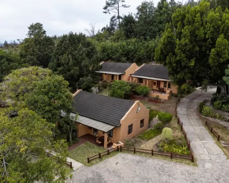 Gooderson Knysna Chalets โรงแรมในคินส์น่า