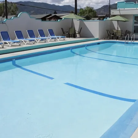 Tiki Shores Inn & Suites