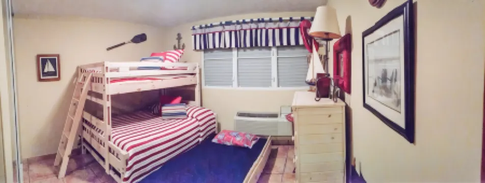 Affordable & Beautiful Dream Condo with a private pool near  Seven Seas Beach