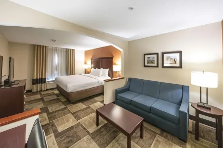 Comfort Inn & Suites