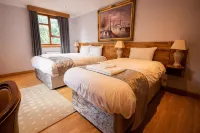 Westone Manor Hotel Hotels in Moulton