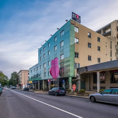 Stay Hotel Guimarães Centro Отели рядом с достопримечательностью «Замок Гимарайнш»