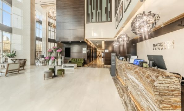 Radisson Blu Hotel Dubai Canal View