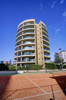 Sails Apartments