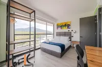 Epic Suite 513 Deluxe Aeropuerto Hotel a 