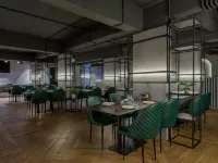 Hotel Pratham 솔라퍼 호텔