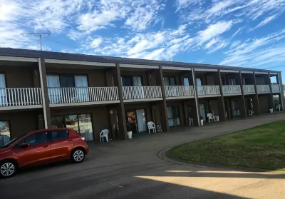 Black Swan Motor Inn Hotel in zona Blackball & Basket Mini Golf