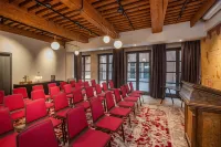 Cour des Loges Lyon, A Radisson Collection Hotel