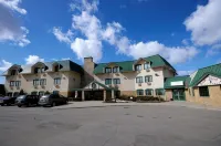 Travelodge by Wyndham Lacombe Hotels in Lacombe