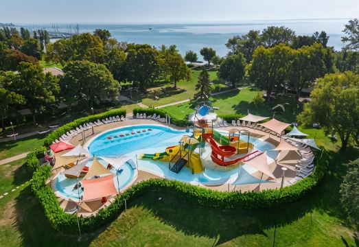 5. 다뉴비우스 호텔..