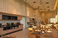 Hplus Premium Palmas - breakfast