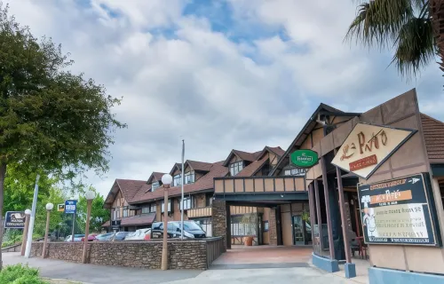Distinction Coachman Hotel, Palmerston North