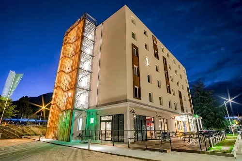 Ibis Styles Albertville Hotels in Albertville