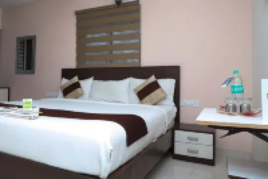 RD Towers Hotel berhampiran Tambaram